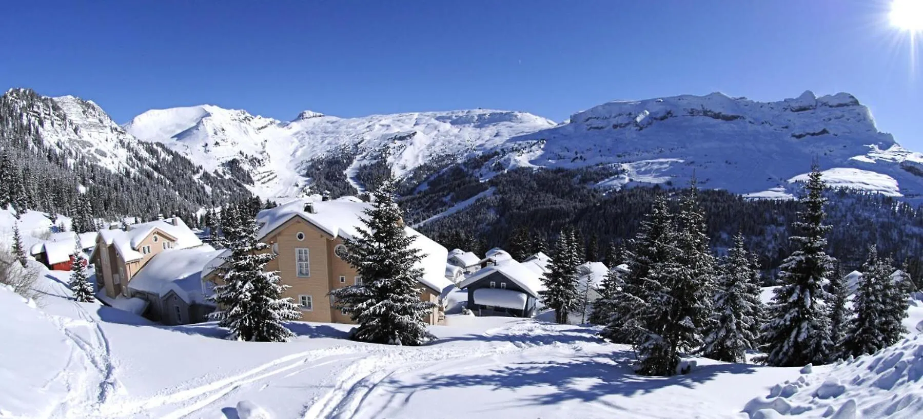Residence Hameau - Chalet Lumineux - Poele A Bois - Wifi Gratuit Et Illimite - Garage Mae-7353 Flaine